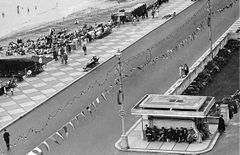 Carlisle-Parade-and-Beach-from-the-Queens-Hotel.-1937.
